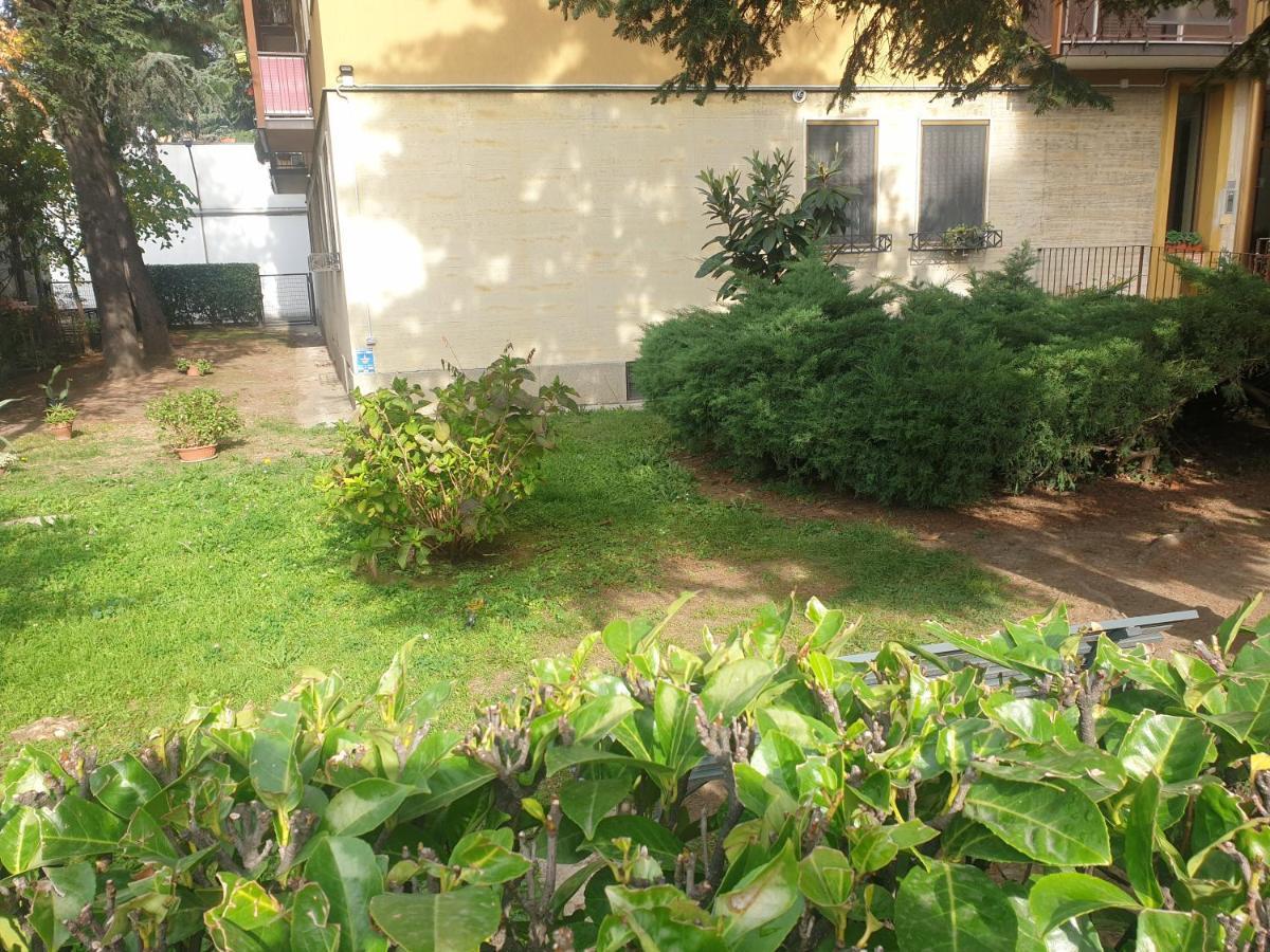 Maffucci 24 Bilocale Molto Spazioso E Moderno Mailand Exterior foto